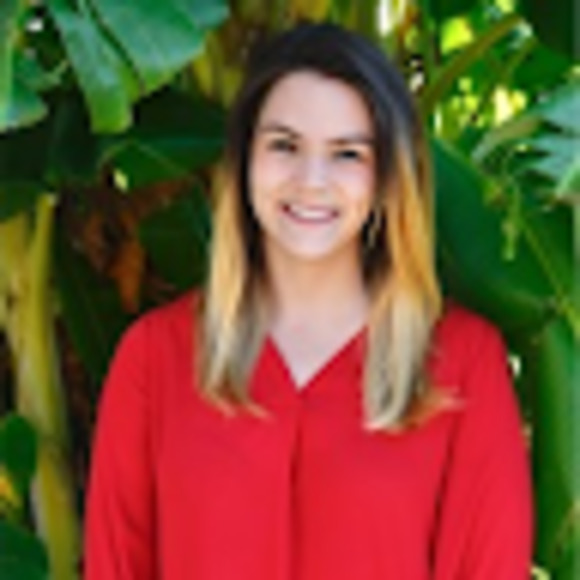 Meet your Posher, Ashlee - Picture 1 of 1